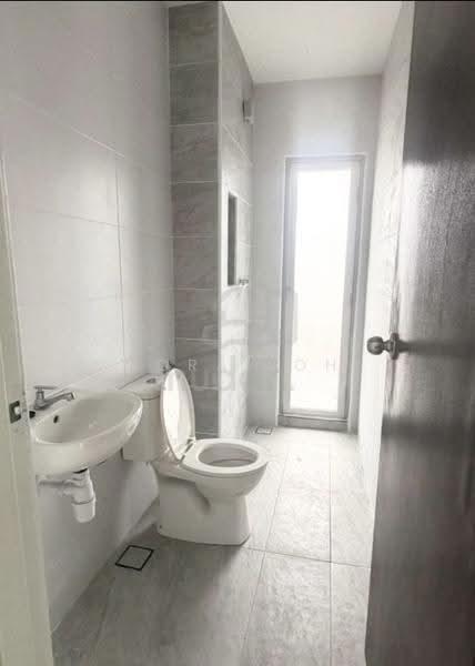 Condominium for Sale at KSL Residence 2 @ Kangkar Tebrau - Cora Loh - Bathroom - PropertyGuru.com.my