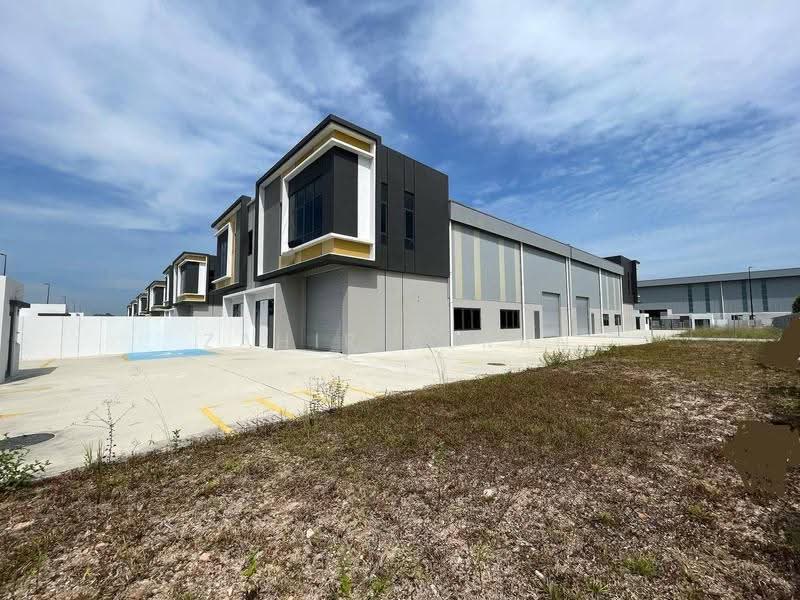 Warehouse for Sale in Eco Business Park V (Puncak Alam) - Zahir Ajran - Exterior - PropertyGuru.com.my