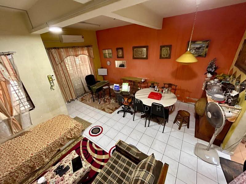 2-storey Terraced House for Sale in Bandar Tasik Kesuma (Beranang) - Muhammad Shahrul Ridhwan Mehamad Nasir - Living Room - PropertyGuru.com.my