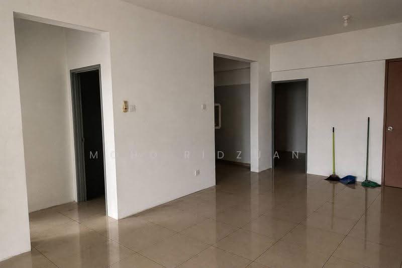 Service Residence for Sale at Silk Residence - Mohd Ridzuan - Interior - PropertyGuru.com.my