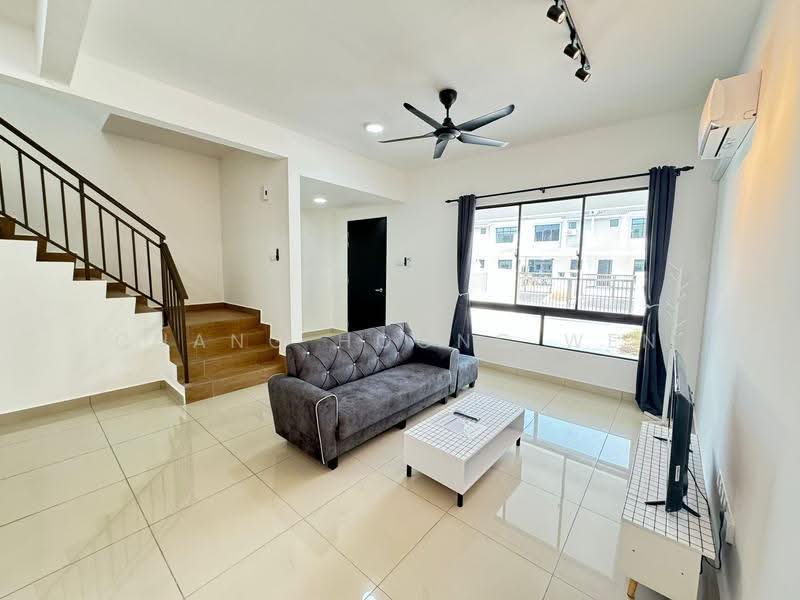 2-storey Terraced House for Rent in Taman Sri Penawar (Pengerang) - Chang Hoong Wen - Living Room - PropertyGuru.com.my