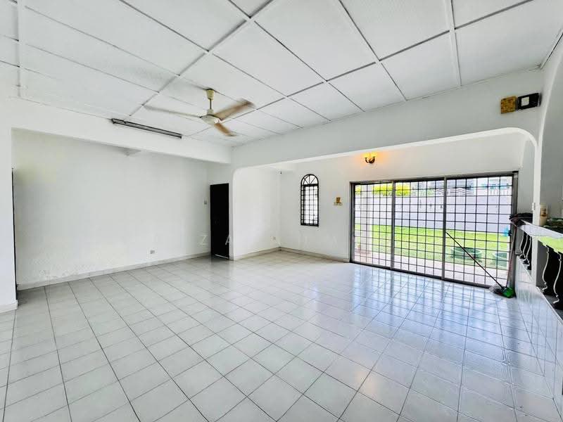 Bungalow House untuk Dijual di SS3 (Petaling Jaya) - Riza Ahmad - Living Room - PropertyGuru.com.my