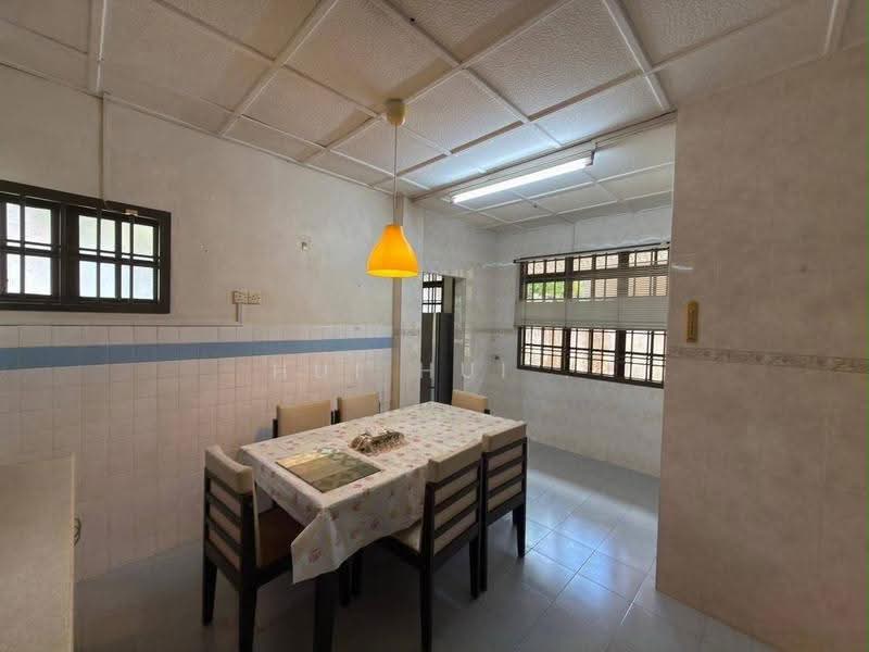 Rumah Berkembar untuk Dijual di Taman Sentosa (Johor Bahru) - Hui Hui . - PropertyGuru.com.my