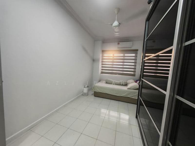 Condominium for Sale at Casa Idaman - Azli Ibrahim - Bedroom - PropertyGuru.com.my