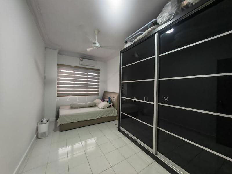 Condominium for Sale at Casa Idaman - Azli Ibrahim - Bedroom - PropertyGuru.com.my