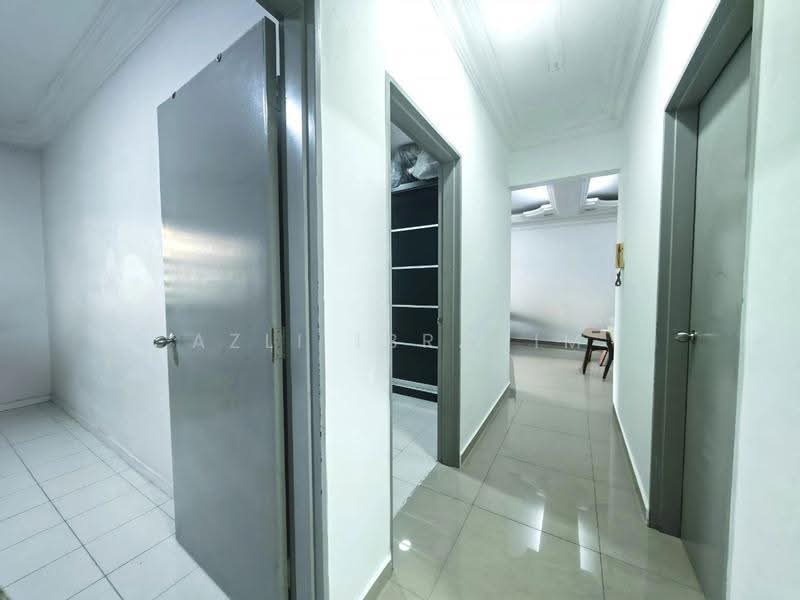 Condominium for Sale at Casa Idaman - Azli Ibrahim - Corridor - PropertyGuru.com.my