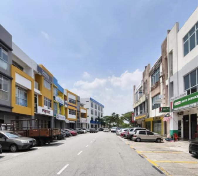 Retail Space for Sale in Taman Molek (Johor Bahru) - Kelly Wai - Exterior - PropertyGuru.com.my