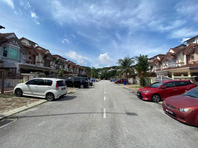 2-storey Terraced House for Sale in Taman Bukit Subang (Shah Alam) - Hartini Binti Ismail - Exterior - PropertyGuru.com.my