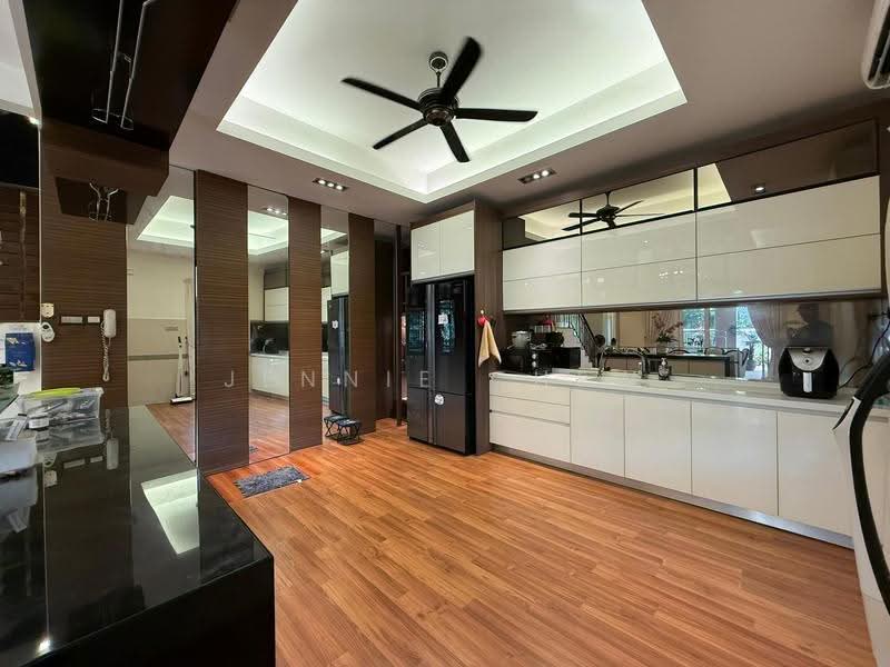 Bungalow House untuk Dijual di Setia Eco Park (Setia Alam) - Jennie Chew - Kitchen - PropertyGuru.com.my