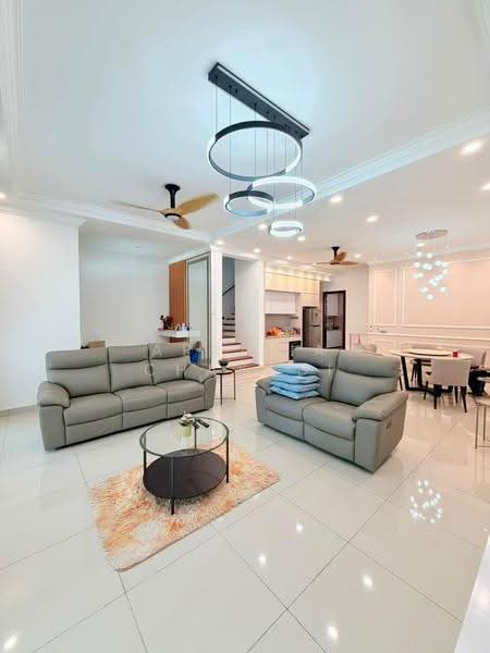 Rumah Teres untuk Disewa di Iskandar Puteri (Nusajaya) (Johor) - APRILIA CHAYADI - Living Room - PropertyGuru.com.my