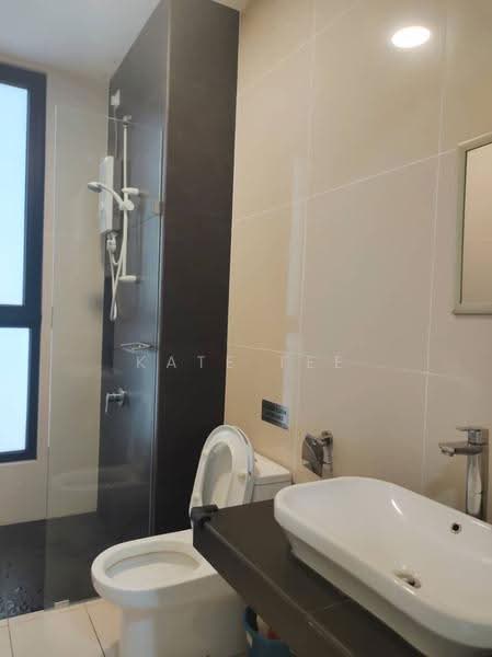 Apartment for Sale at Eco Nest @ Eco Botanic - Kate Tee - Bathroom - PropertyGuru.com.my