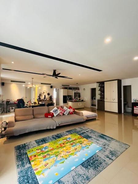 Condominium for Sale at Pavilion Hilltop - Jin Yong Heng - Living Room - PropertyGuru.com.my