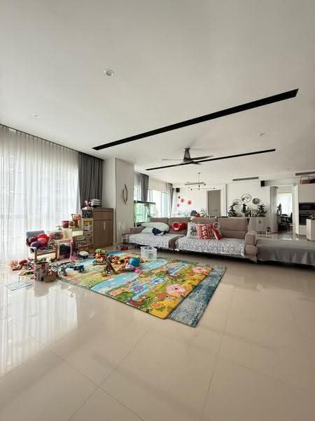 Condominium for Sale at Pavilion Hilltop - Jin Yong Heng - Living Room - PropertyGuru.com.my