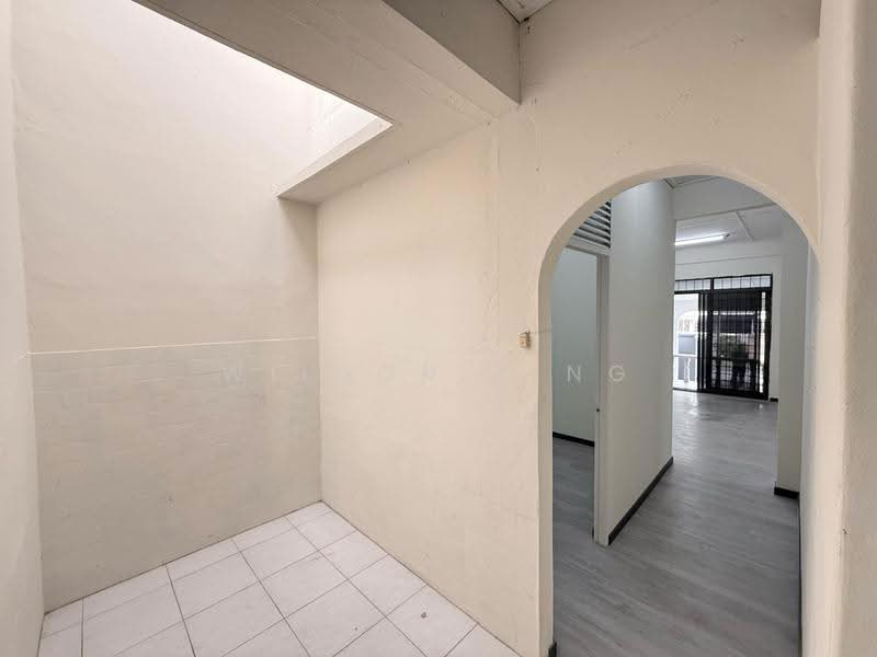 1-storey Terraced House for Sale in Jalan Nanas Barat (Kuching) - Wilson Ting - Interior - PropertyGuru.com.my