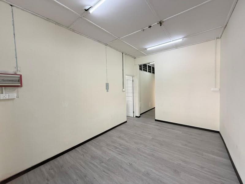 1-storey Terraced House for Sale in Jalan Nanas Barat (Kuching) - Wilson Ting - Interior - PropertyGuru.com.my