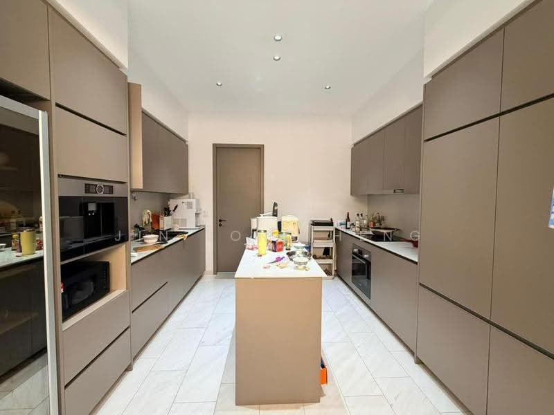 Service Residence for Sale at Eaton Residence - Jin Yong Heng - Kitchen - PropertyGuru.com.my