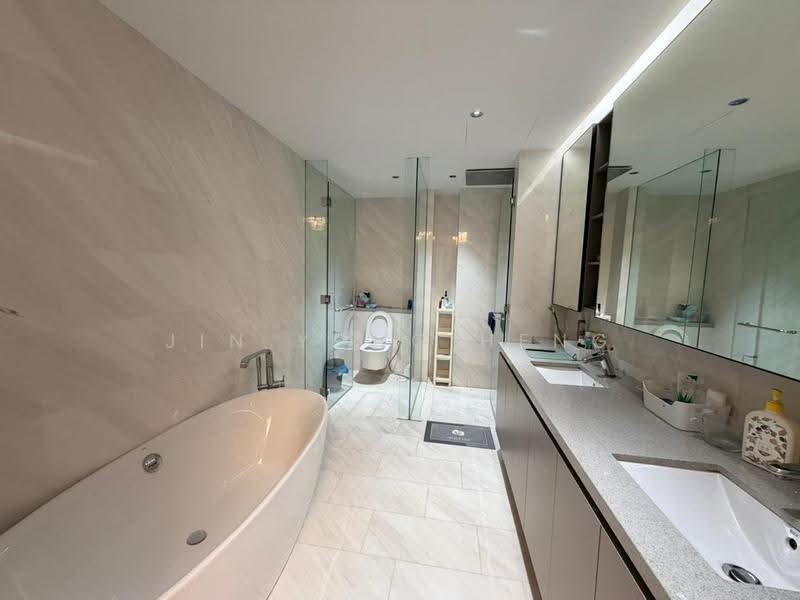 Service Residence for Sale at Eaton Residence - Jin Yong Heng - Bathroom - PropertyGuru.com.my