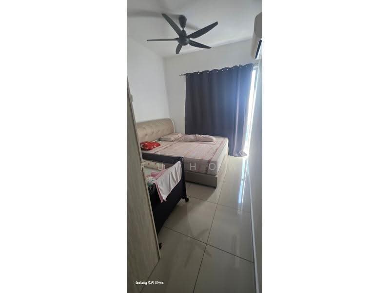 Kediaman Servis untuk Dijual di Metropol - FU HOW - Bedroom - PropertyGuru.com.my