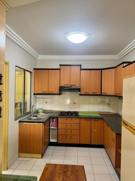 Condominium for Rent at Villa Emas - Cy Issac Lee - Kitchen - PropertyGuru.com.my