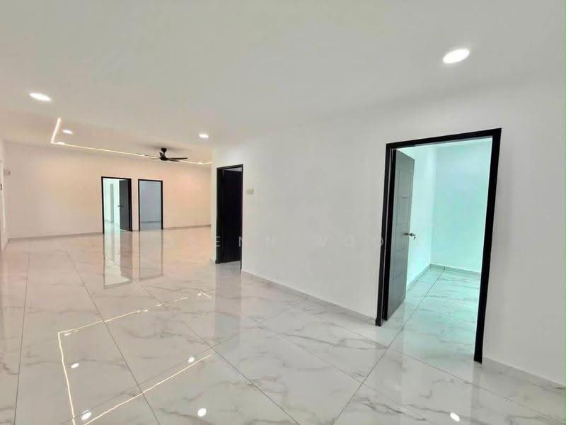 Rumah Teres 1-Tingkat untuk Dijual di Taman Puteri Wangsa (Ulu Tiram) - Glenn Woo - Living Room - PropertyGuru.com.my