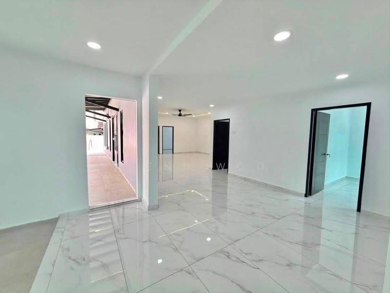 Rumah Teres 1-Tingkat untuk Dijual di Taman Puteri Wangsa (Ulu Tiram) - Glenn Woo - Living Room - PropertyGuru.com.my