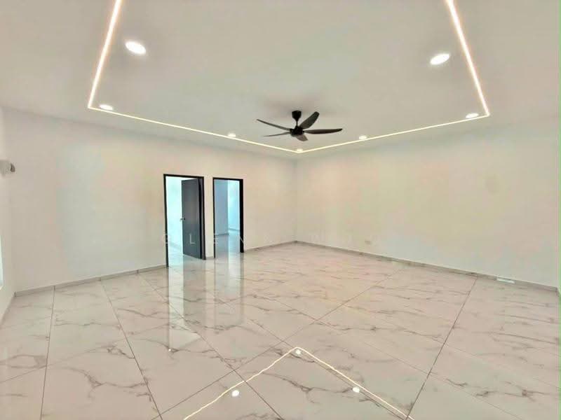 Rumah Teres 1-Tingkat untuk Dijual di Taman Puteri Wangsa (Ulu Tiram) - Glenn Woo - Living Room - PropertyGuru.com.my