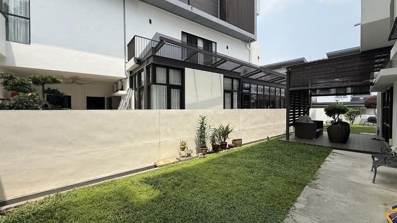 Rumah Berkembar untuk Dijual di Jade Hills (Kajang) - Jocelyn Soo - Exterior - PropertyGuru.com.my