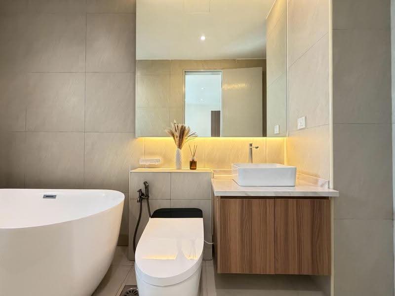 Kediaman Servis untuk Dijual di myHabitat - Leon Lee - Bathroom - PropertyGuru.com.my