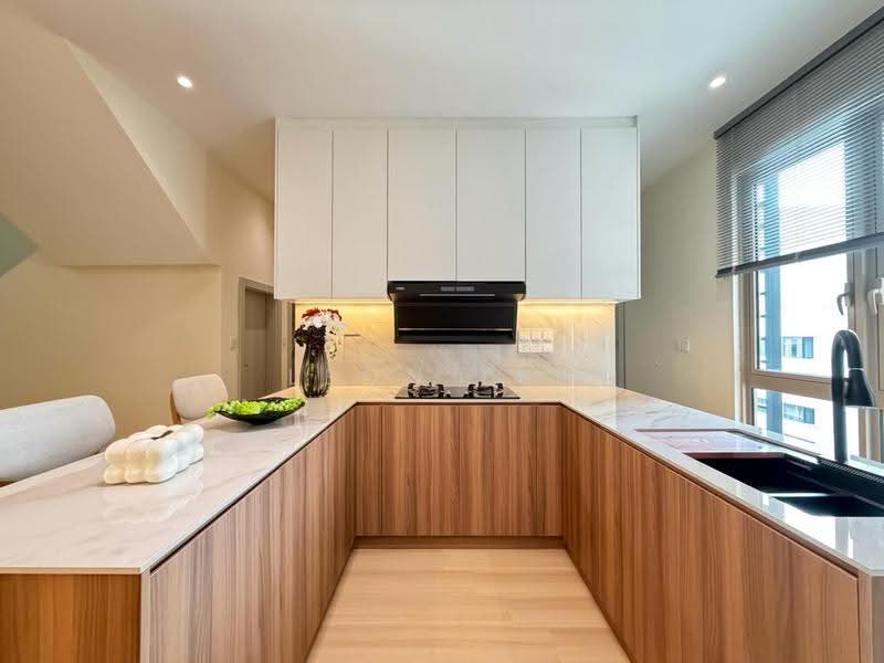 Kediaman Servis untuk Dijual di myHabitat - Leon Lee - Kitchen - PropertyGuru.com.my