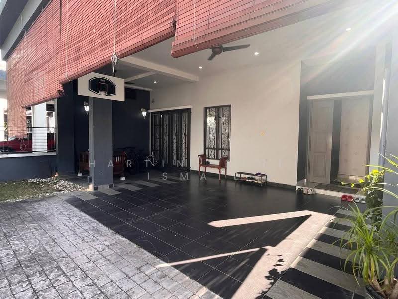 Rumah Kluster untuk Dijual di Shah Alam (Selangor) - Hartini Binti Ismail - Exterior - PropertyGuru.com.my