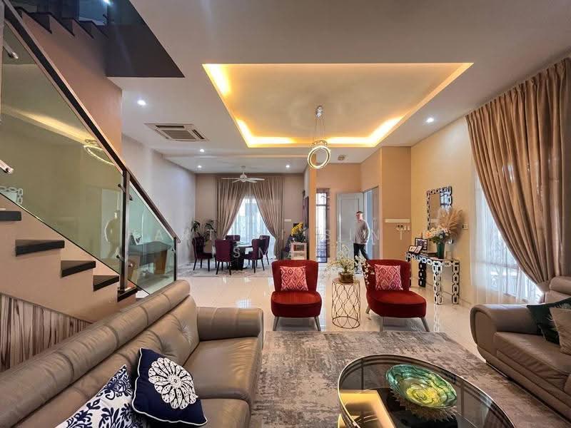 Rumah Kluster untuk Dijual di Shah Alam (Selangor) - Hartini Binti Ismail - Living Room - PropertyGuru.com.my