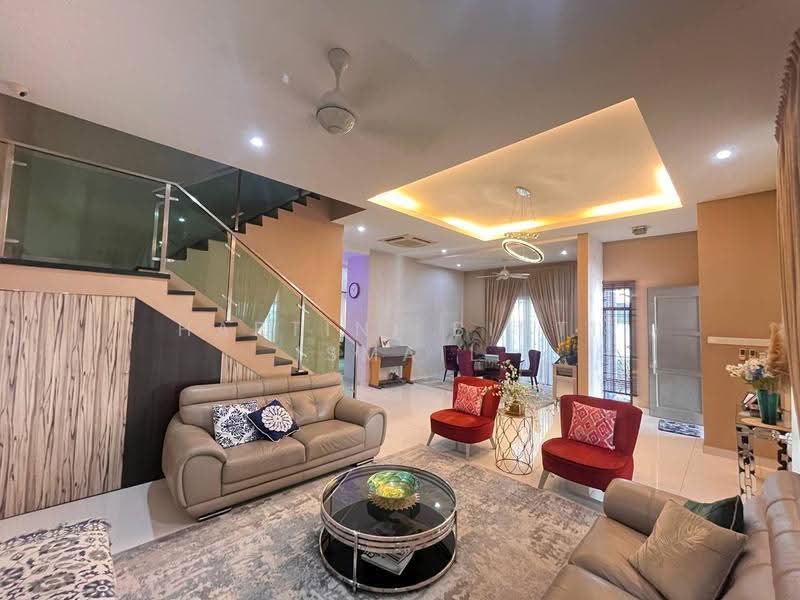 Rumah Kluster untuk Dijual di Shah Alam (Selangor) - Hartini Binti Ismail - Living Room - PropertyGuru.com.my