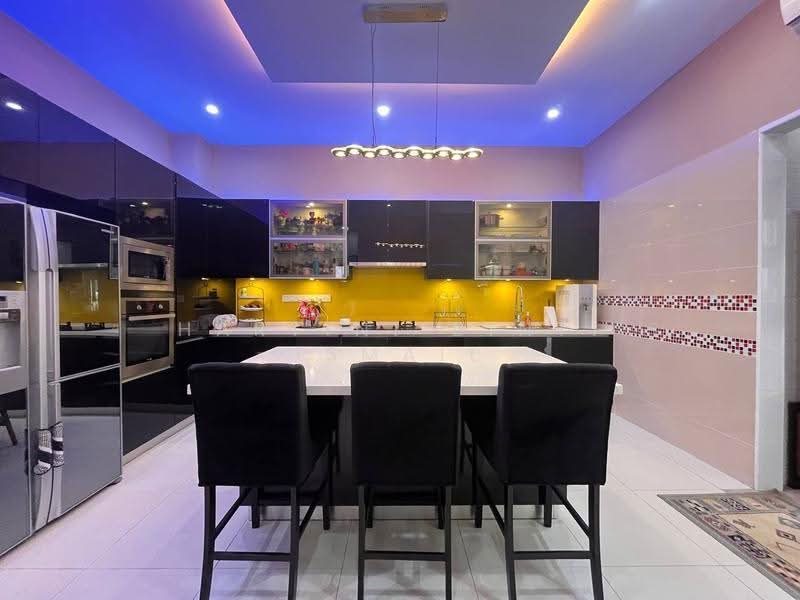 Rumah Kluster untuk Dijual di Shah Alam (Selangor) - Hartini Binti Ismail - Kitchen - PropertyGuru.com.my