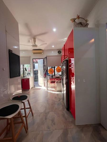 Rumah Kluster untuk Dijual di Shah Alam (Selangor) - Hartini Binti Ismail - Kitchen - PropertyGuru.com.my