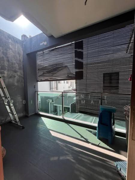 Rumah Kluster untuk Dijual di Shah Alam (Selangor) - Hartini Binti Ismail - Balcony - PropertyGuru.com.my