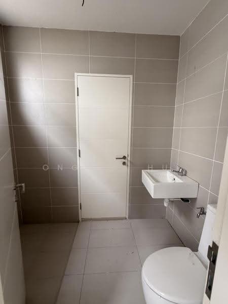 2-storey Terraced House for Sale in Seremban (Negeri Sembilan) - Ong Jia Hui - Bathroom - PropertyGuru.com.my