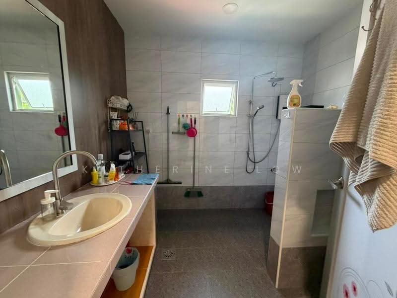 Rumah Berkembar untuk Dijual di Taman Pelangi Indah (Ulu Tiram) - Katherine Low - PropertyGuru.com.my