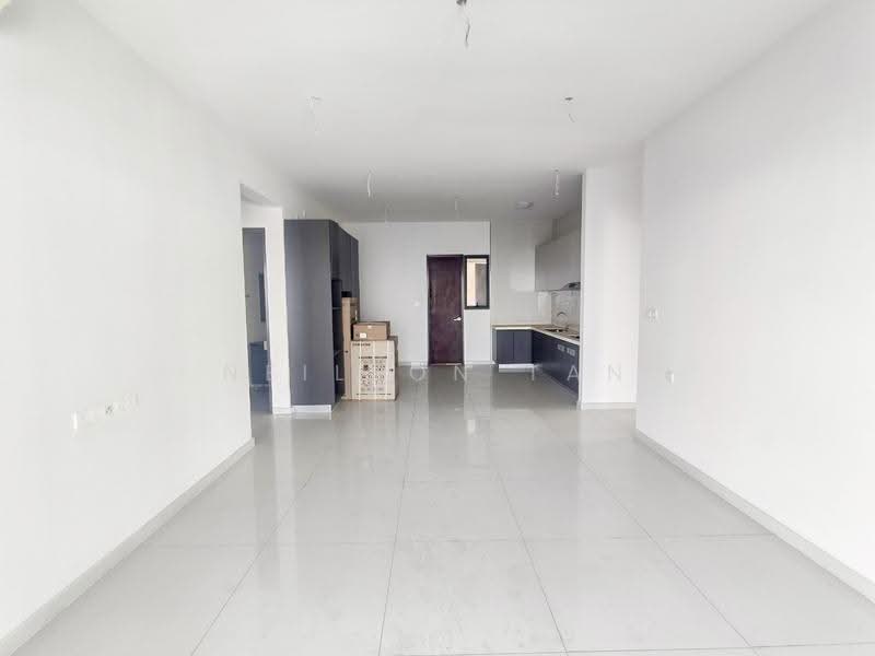 Condominium for Sale at Kings Bay @ Country Garden Danga Bay - Neilson Tan - Kitchen - PropertyGuru.com.my