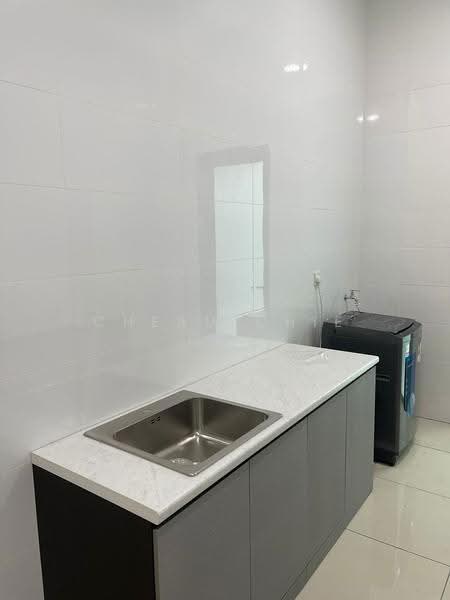 Rumah Teres untuk Disewa di Bandar Cassia (Batu Kawan) - Cheau Chie Ooi - Kitchen - PropertyGuru.com.my