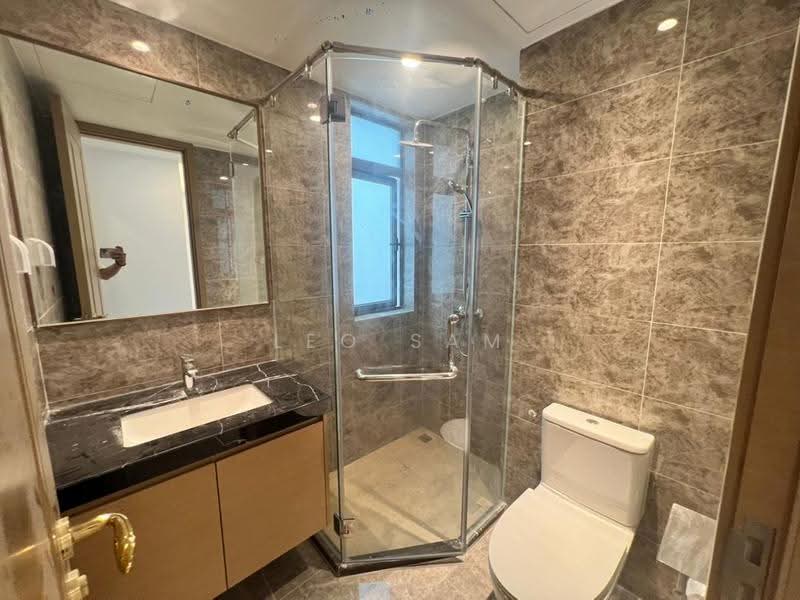 Kondominium untuk Dijual di R&F Princess Cove Phase 2-Seine Region - Leo Sam - Bathroom - PropertyGuru.com.my