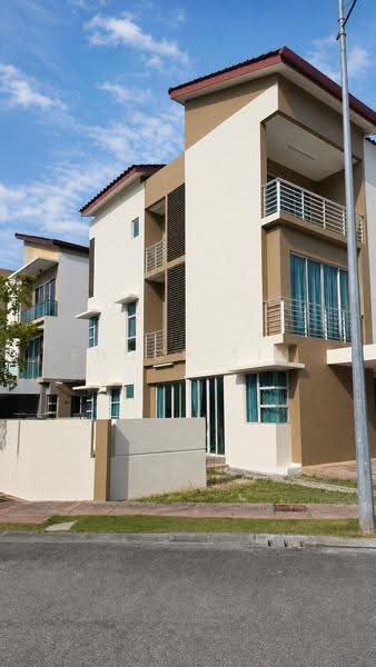 Bungalow House untuk Dijual di Bay Garden (Bayan Lepas) - Enoch Tiu - Exterior - PropertyGuru.com.my