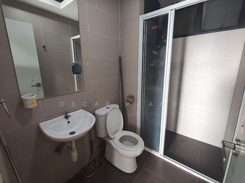 Kediaman Servis untuk Disewa di Glomac Centro Service Apartment - Oscar Phang - Bathroom - PropertyGuru.com.my