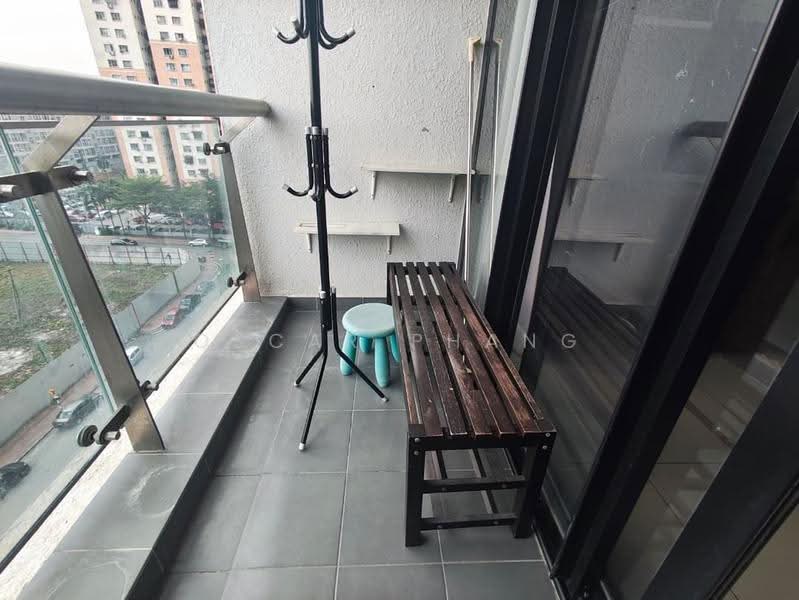 Kediaman Servis untuk Disewa di Glomac Centro Service Apartment - Oscar Phang - Balcony - PropertyGuru.com.my