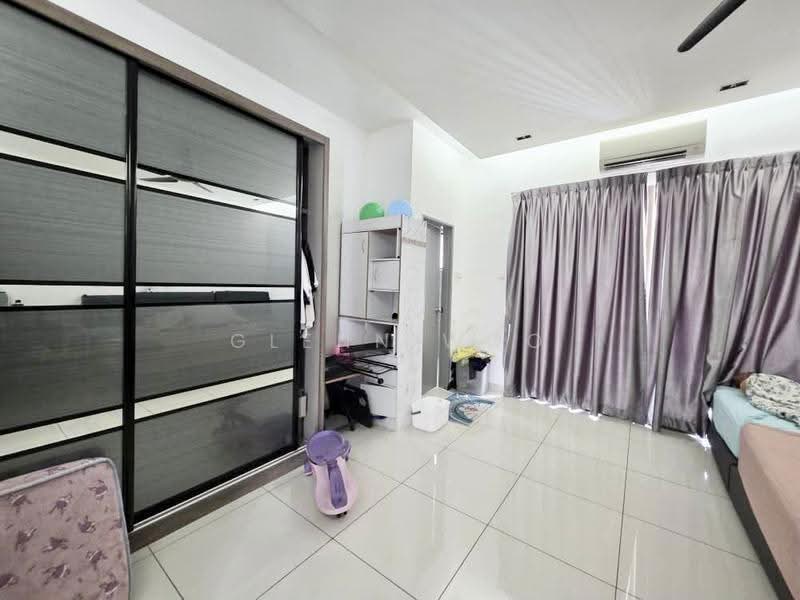 2-storey Terraced House for Sale in Bandar Dato Onn (Tebrau) - Glenn Woo - Bedroom - PropertyGuru.com.my