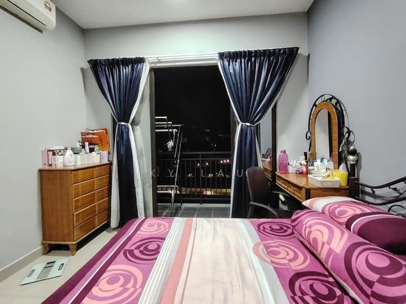 Kediaman Servis untuk Dijual di V-Residensi 5 - KY Lau - Bedroom - PropertyGuru.com.my