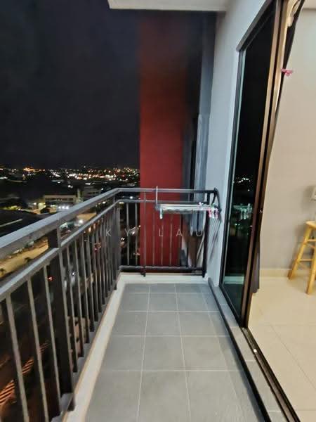 Kediaman Servis untuk Dijual di V-Residensi 5 - KY Lau - Balcony - PropertyGuru.com.my