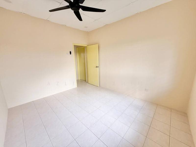 Apartment for Sale at Pangsapuri Bayu Suria (Summerfields Apartments) - Azli Ibrahim - Interior - PropertyGuru.com.my
