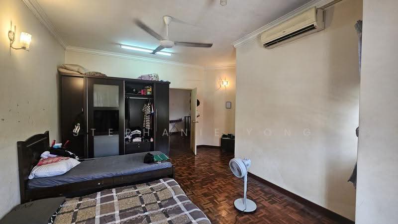 Rumah Teres 2-Tingkat untuk Dijual di Alam Damai (Cheras) - Stephanie Yong - Bedroom - PropertyGuru.com.my