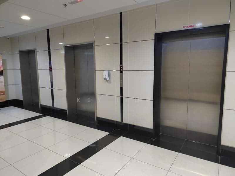 Shop / Office untuk Disewa di Usj 10 (Subang Jaya) - Key Ling - Corridor - PropertyGuru.com.my