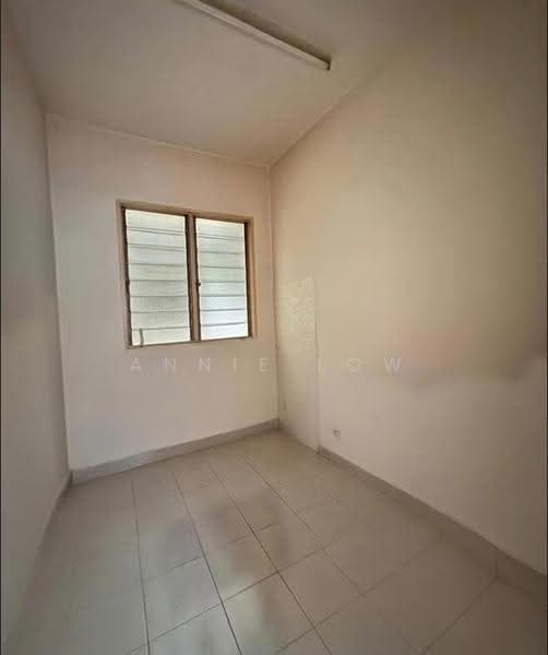 Rumah Flat untuk Dijual di Taman Seri Setanggi - Annie Low - Interior - PropertyGuru.com.my
